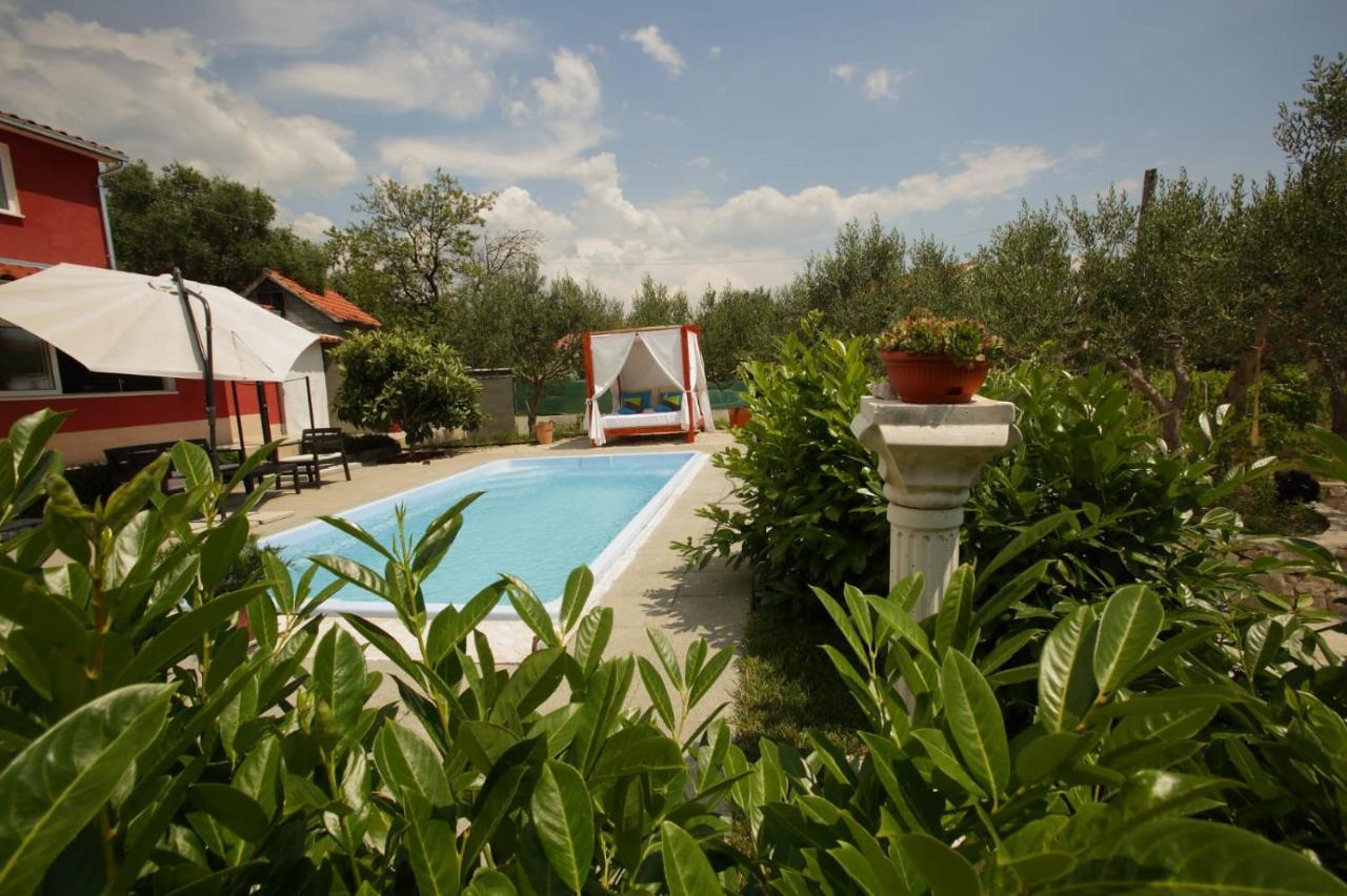 Villa D'Amante Klis ภายนอก รูปภาพ