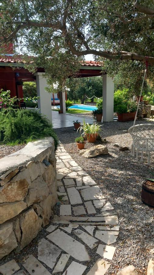 Villa D'Amante Klis ภายนอก รูปภาพ